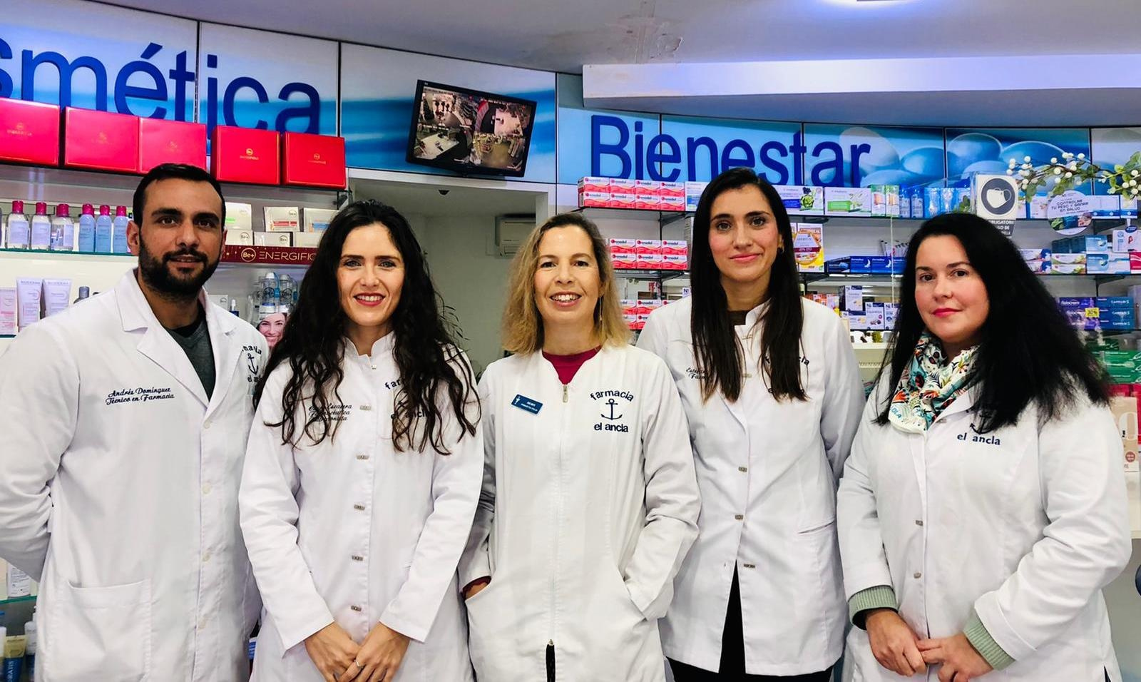 La Junta de Andalucía reconoce la labor de farmacias de Huelva en la lucha contra el tabaquismo